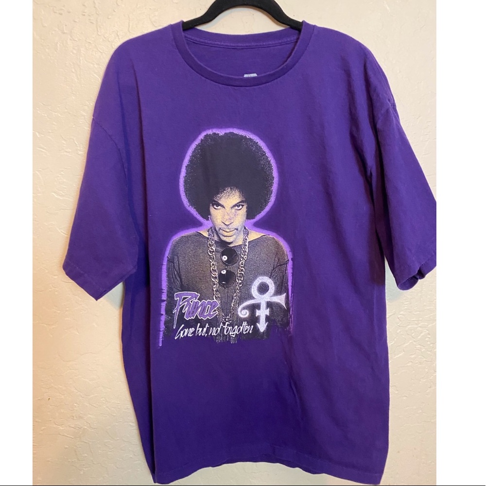 Prince memorial t-shirt